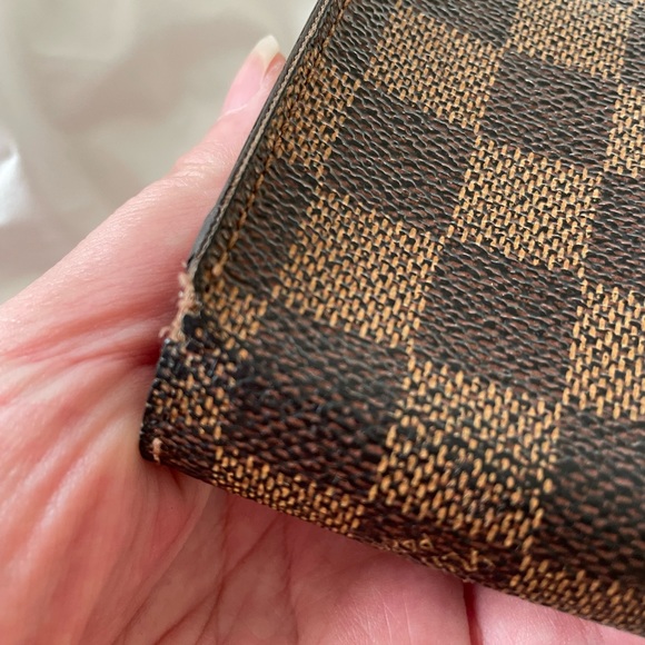 Authentic Louis Vuitton Damier Lipstick or Cigarette case - Picture 5 of 9